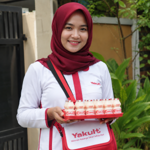 yakult lady